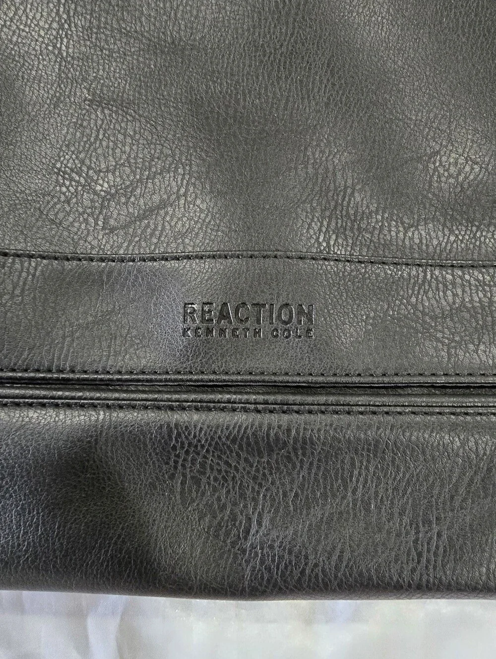 Kenneth Cole Reaction Black  Crossbody Messenger